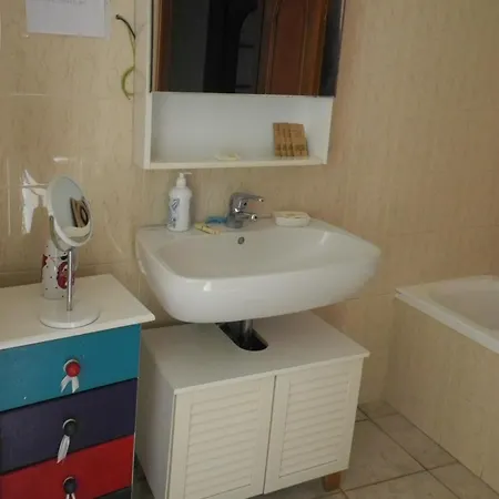 Marola Un Borgo Sul Mare アパート